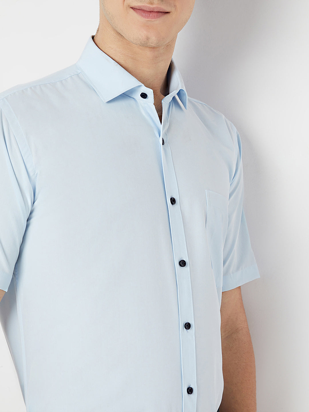 Wrinkle Free Half Sleeve Shirt