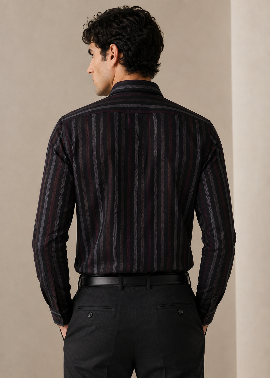 Men's Luxury Giza Cotton Herringbone Slim Fit Formal Shirt | Mark & Albert