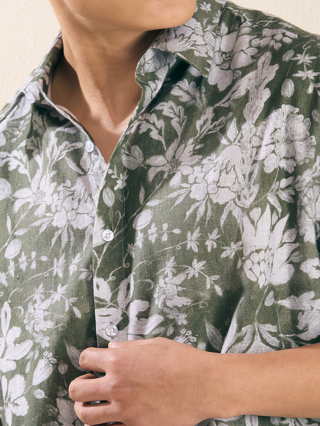 Men’s Relaxed Fit Half Sleeve Floral Printed Linen Shirt