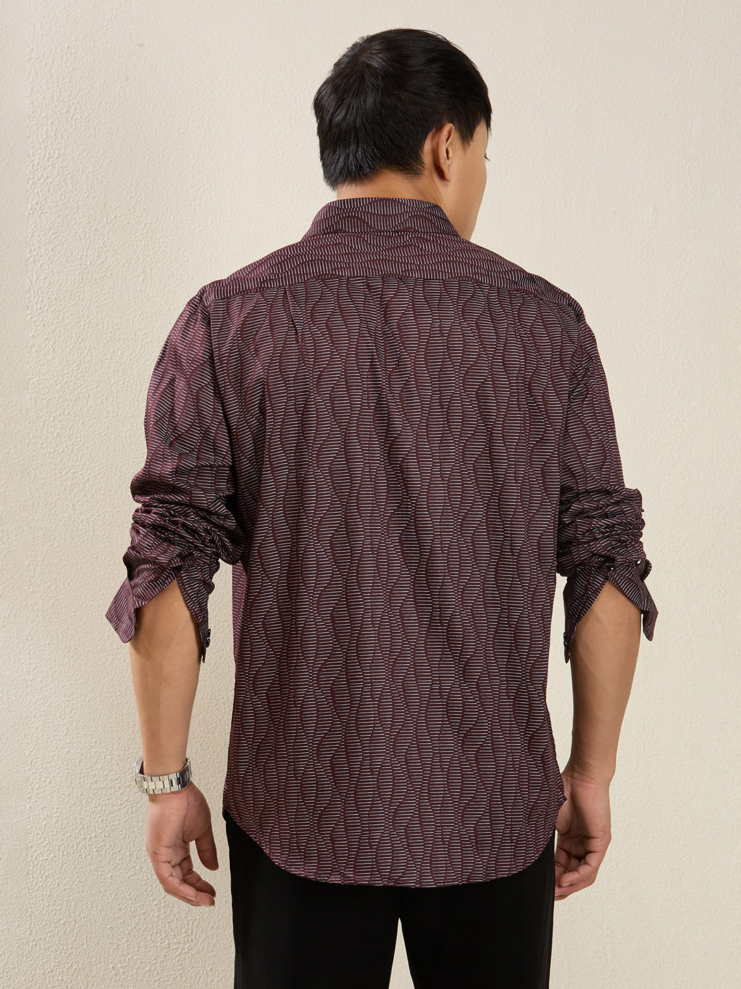 Men's Slim Fit Maroon Wave Print Casual Shirt