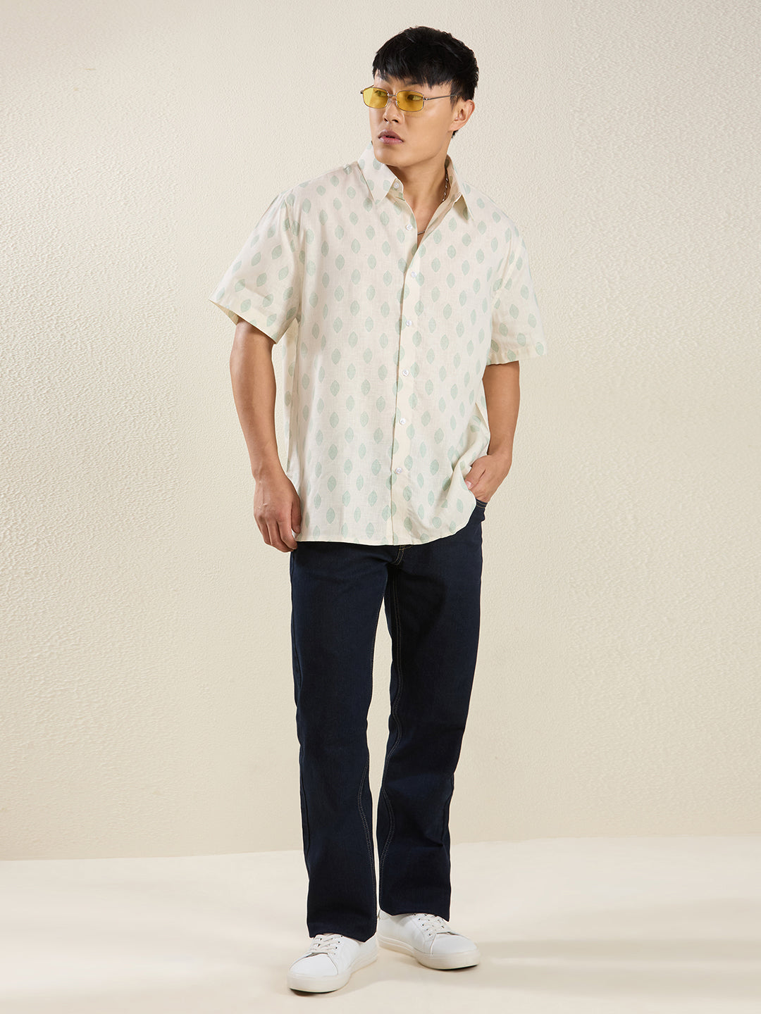Relaxed Fit Linen Shirt in Cream Leaf Print
