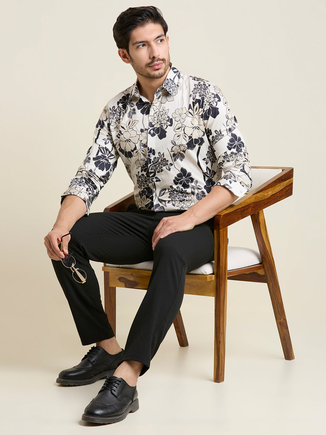 Men's Slim Fit Ivory Mist Floral 100% Giza Cotton Shirt | Mark & Albert