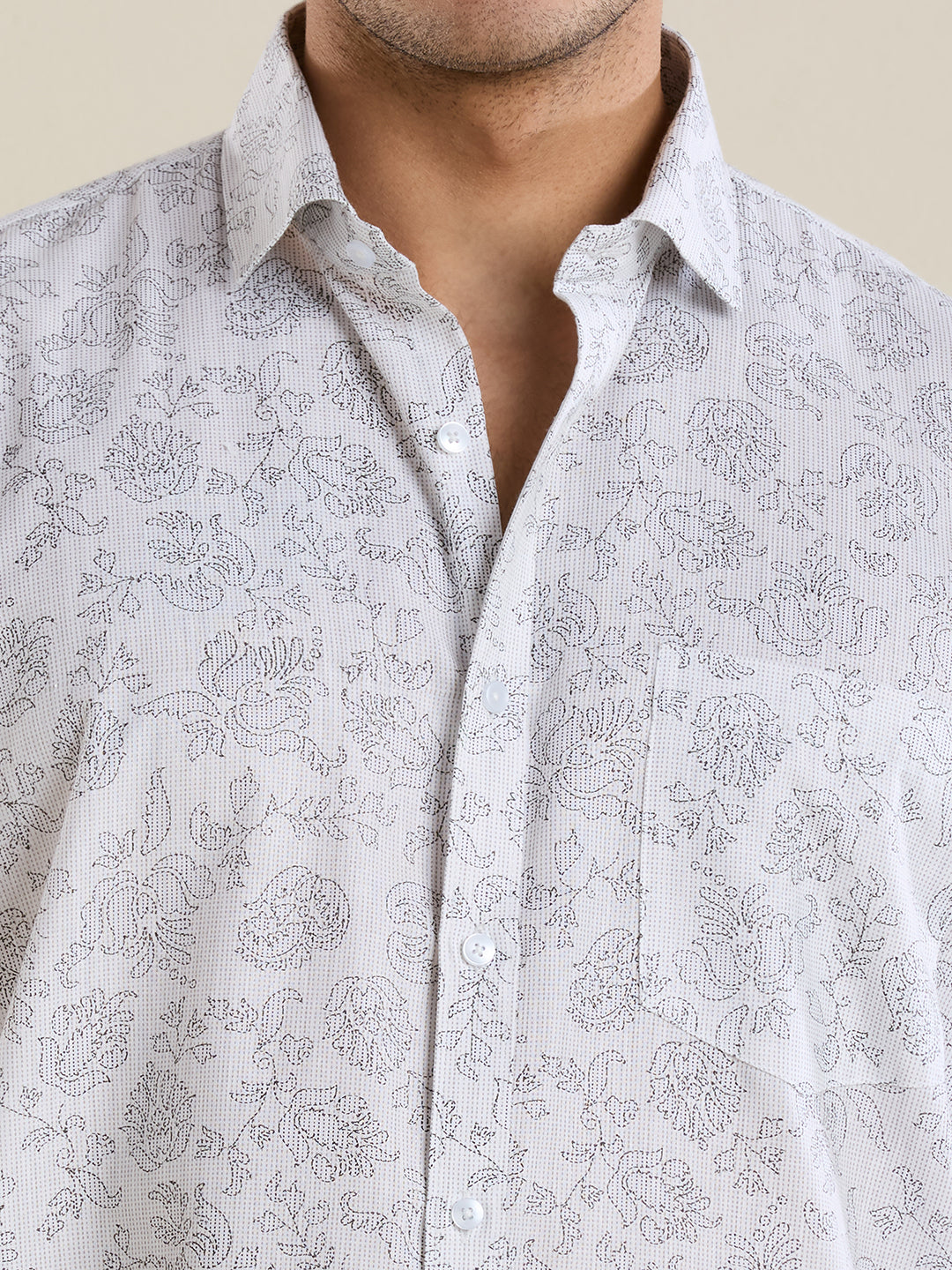 Men's Slim Fit Arctic Grey Floral Half-Sleeves Shirt