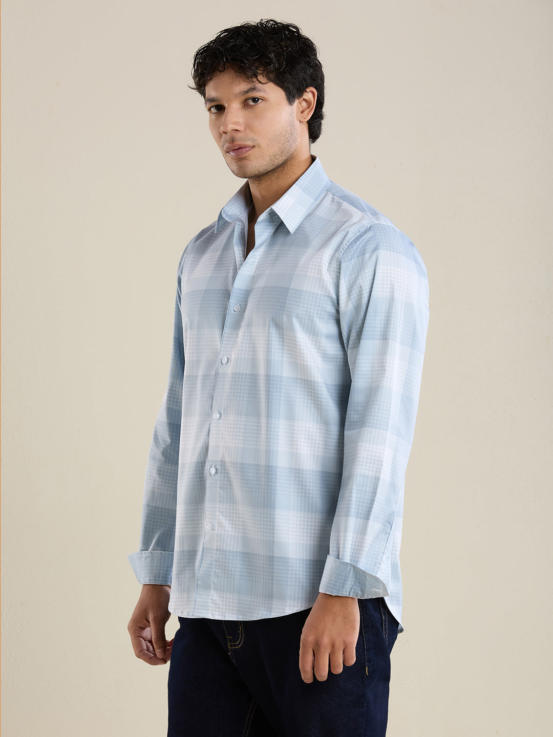 Men's Slim Fit Grey Checks Cotton Casual Shirt | Mark & Albert