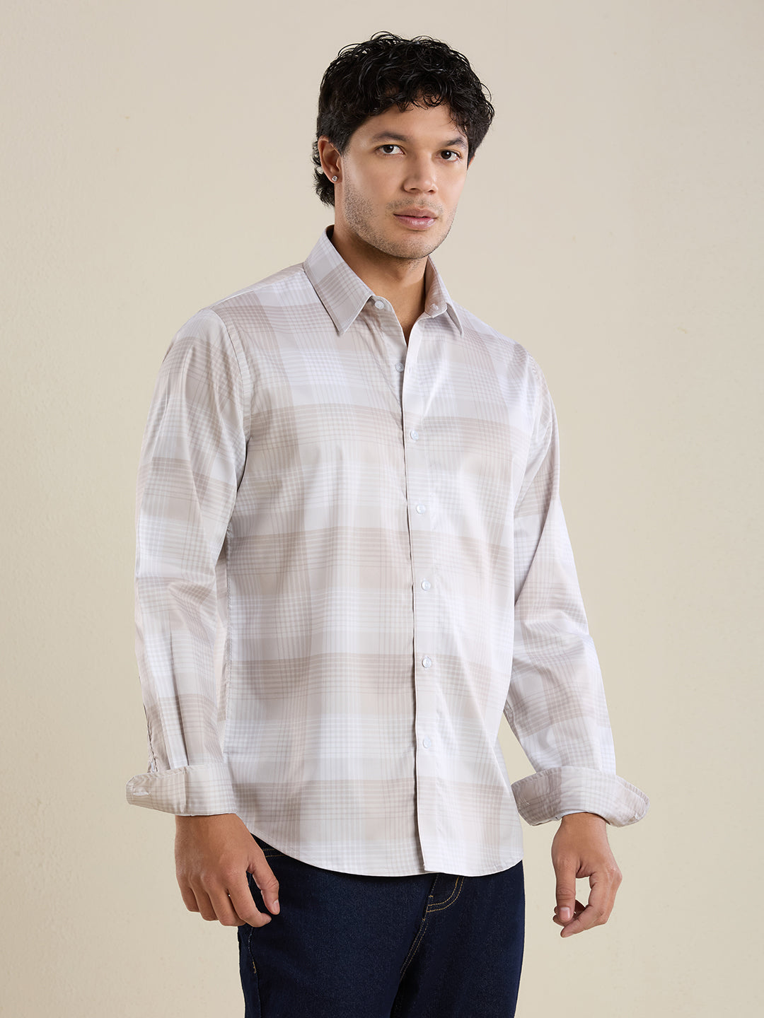Men's Slim Fit Beige Checks Cotton Casual Shirt | Mark & Albert