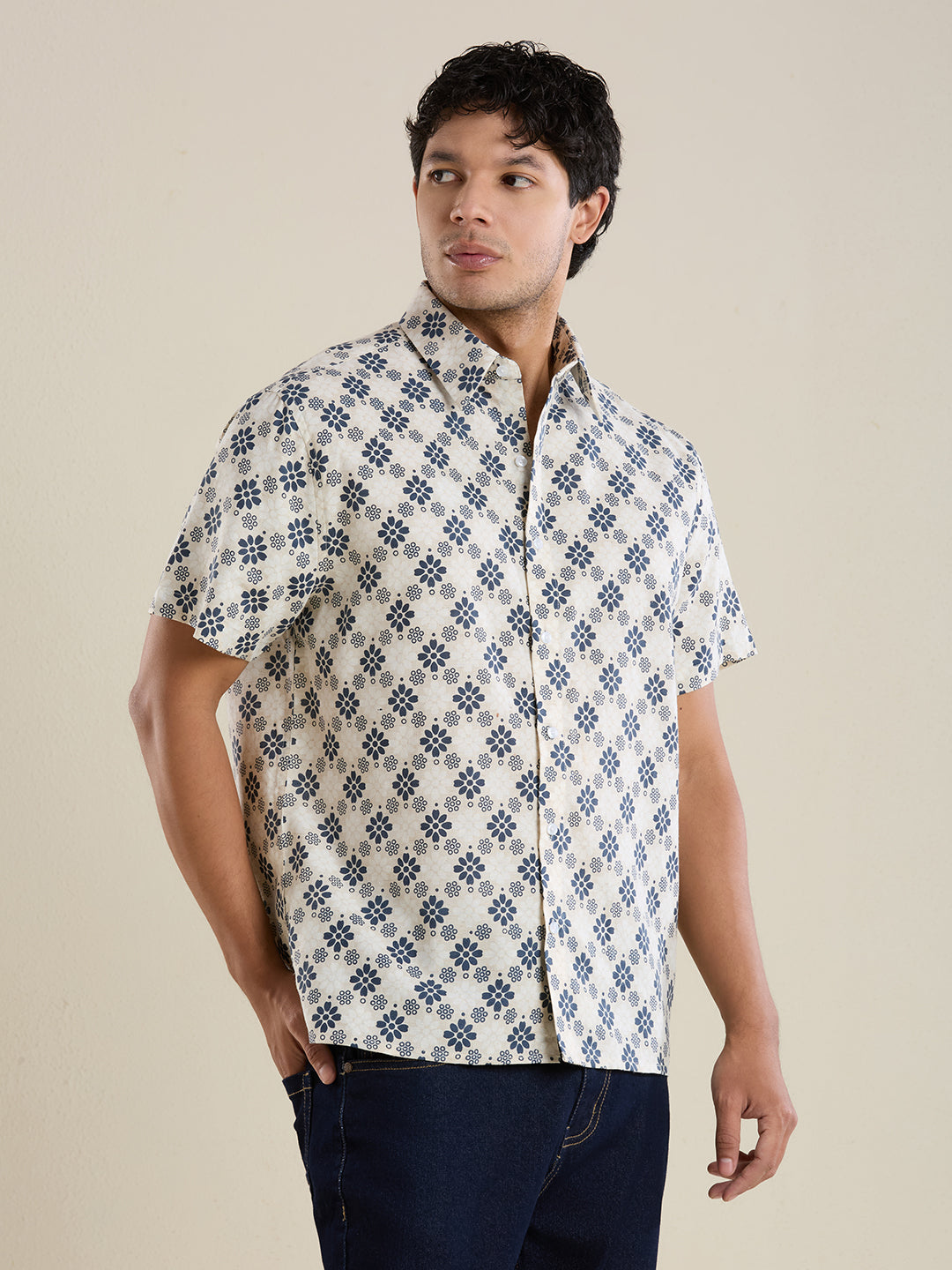 Men's Half-Sleeves Slim Fit Navy Printed Linen Shirt | Mark & Albert