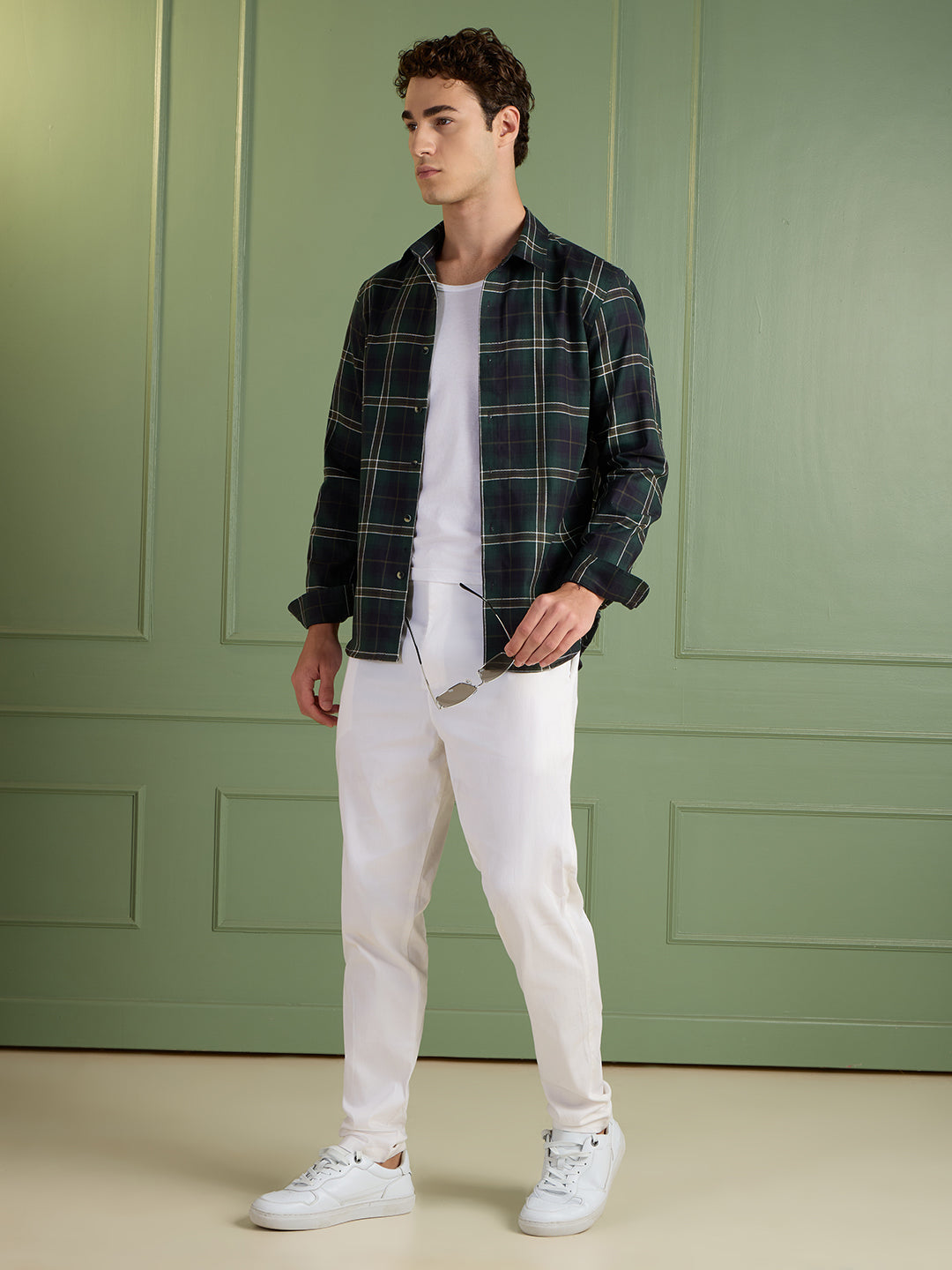 Men's Slim Fit Forest 100% Cotton Checkered Casual Shirt | Mark & Albert