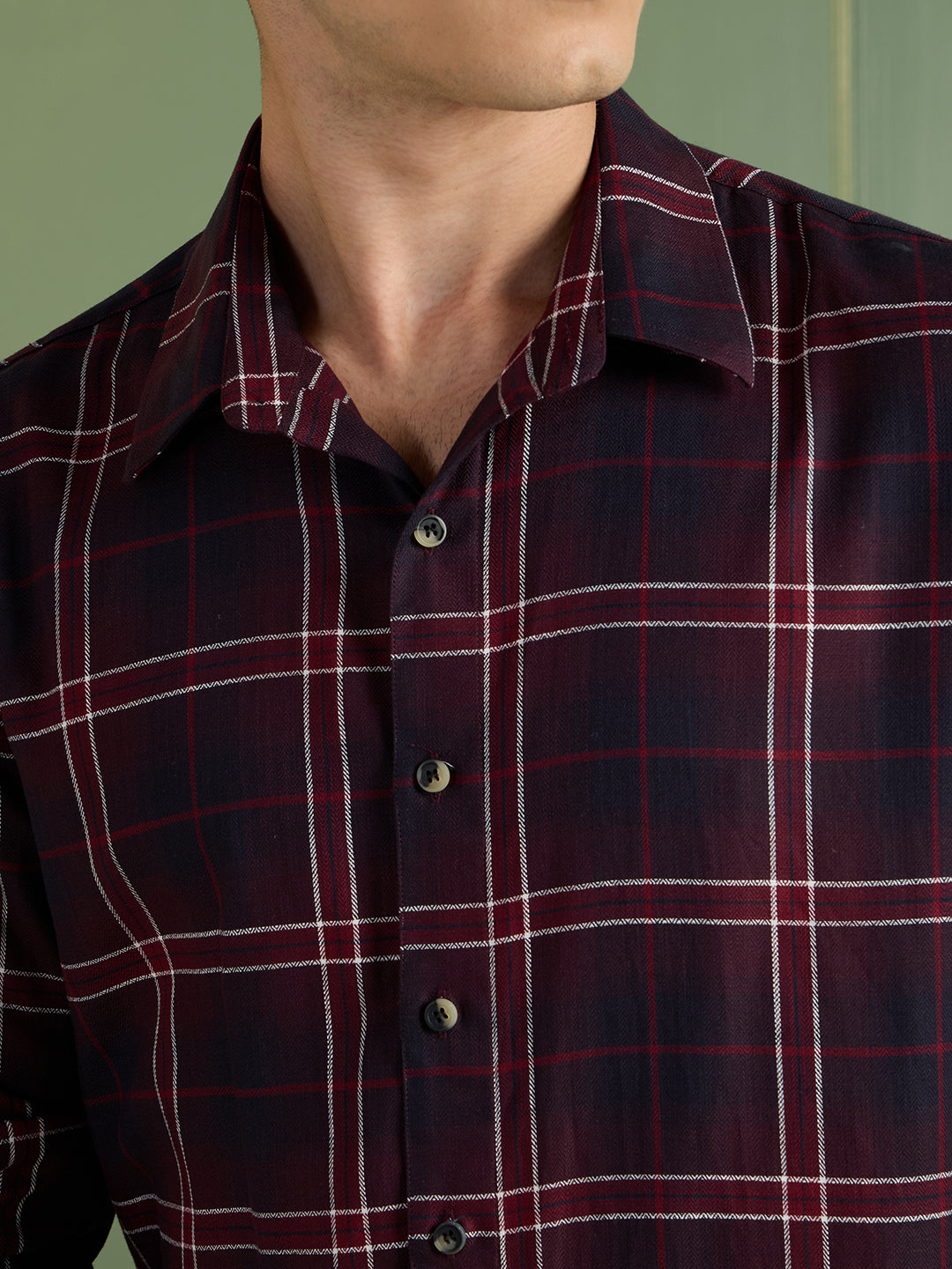 Men's Slim Fit Burgundy 100% Cotton Checkered Casual Shirt | Mark & Albert