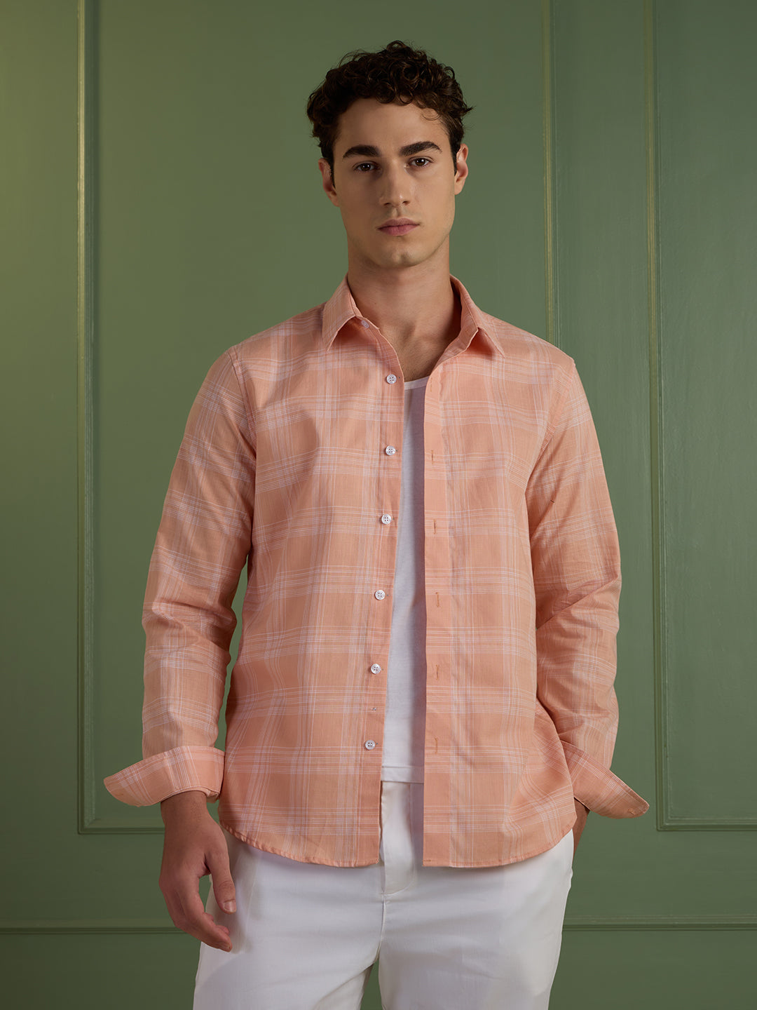 Men's Slim Fit Peach 100% Cotton Checkered Casual Shirt | Mark & Albert
