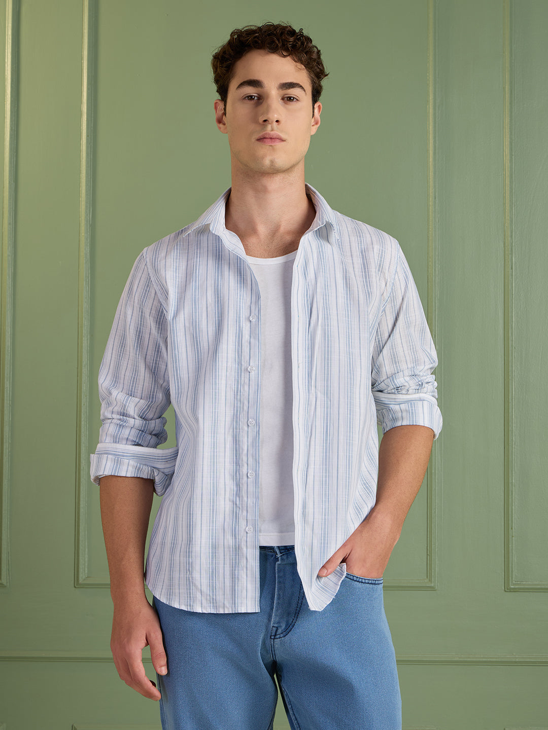 Men's Slim Fit Blue Striped 100% Cotton Casual Shirt | Mark & Albert