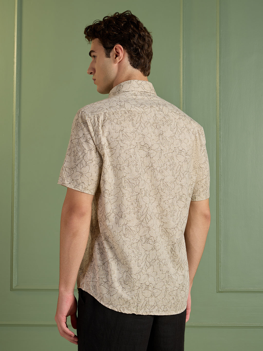 Men's Slim Fit Beige Floral Printed Half-Sleeves Shirt | MARK & ALBERT