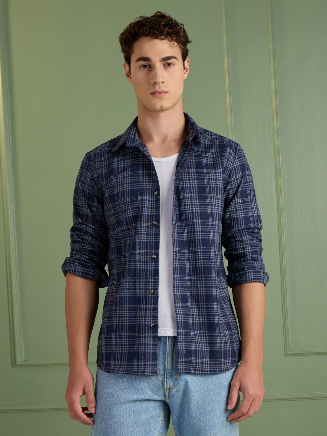 Men's Slim Fit Navy 100% Cotton Checkered Casual Shirt | Mark & Albert