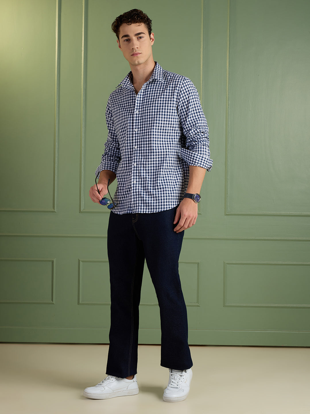 Men's Slim Fit Blue Checks 100% Cotton Casual Shirt | Mark & Albert