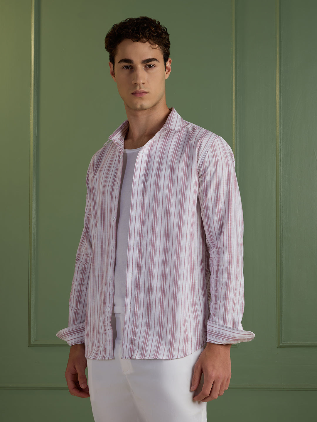 Men's Slim Fit Pink Striped 100% Cotton Casual Shirt | Mark & Albert