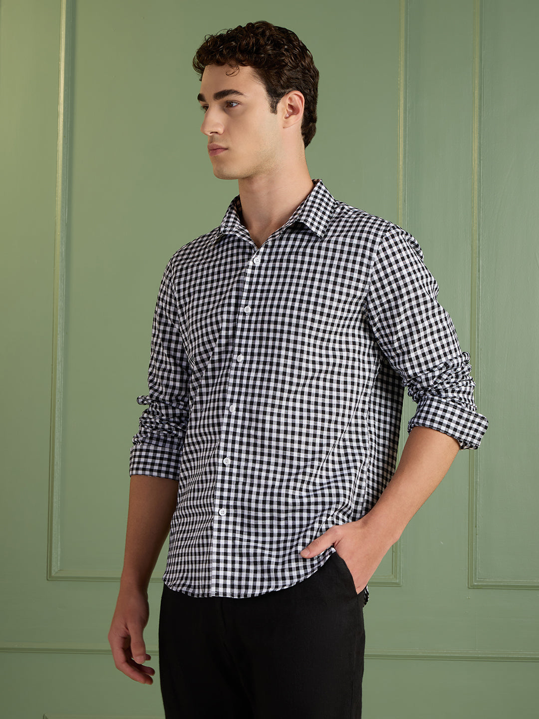 Men's Slim Fit Black Checks 100% Cotton Casual Shirt | Mark & Albert