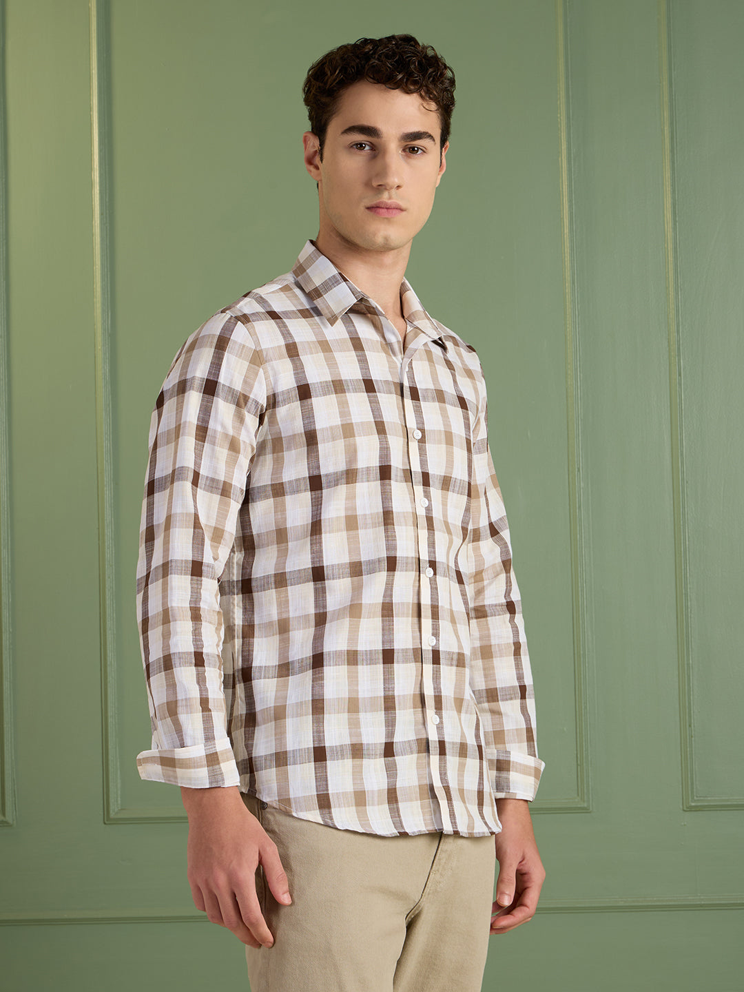 Men's Slim Fit Beige Checks 100% Cotton Casual Shirt | Mark & Albert