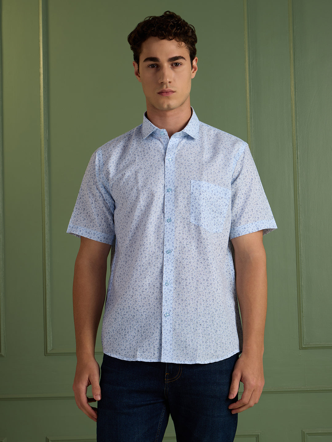 Men's Slim Fit Blue Floral Printed Half-Sleeves Shirt | MARK & ALBERT