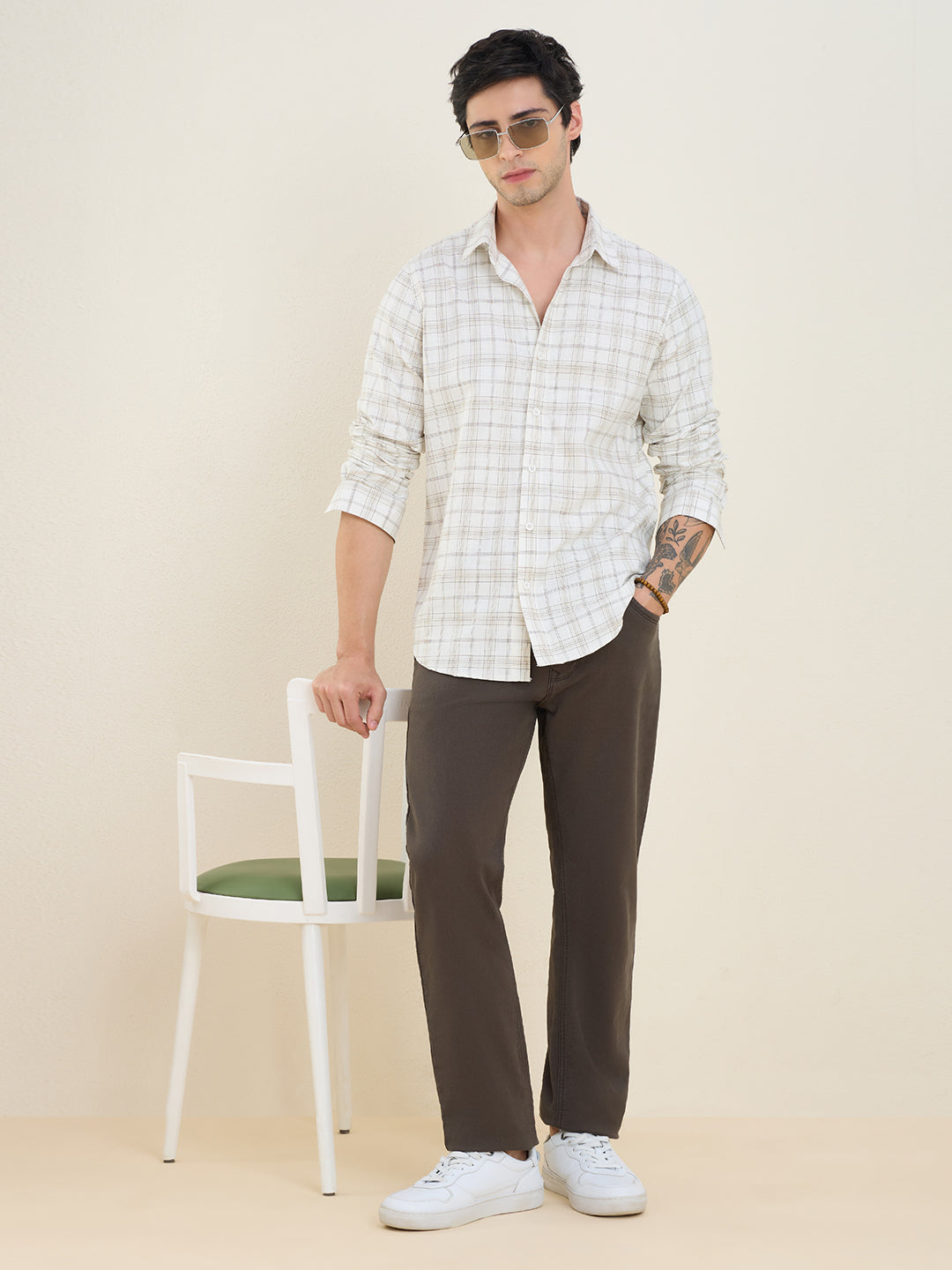 Men’s 100% Cotton White Check Slim Fit Shirt | MARK & ALBERT
