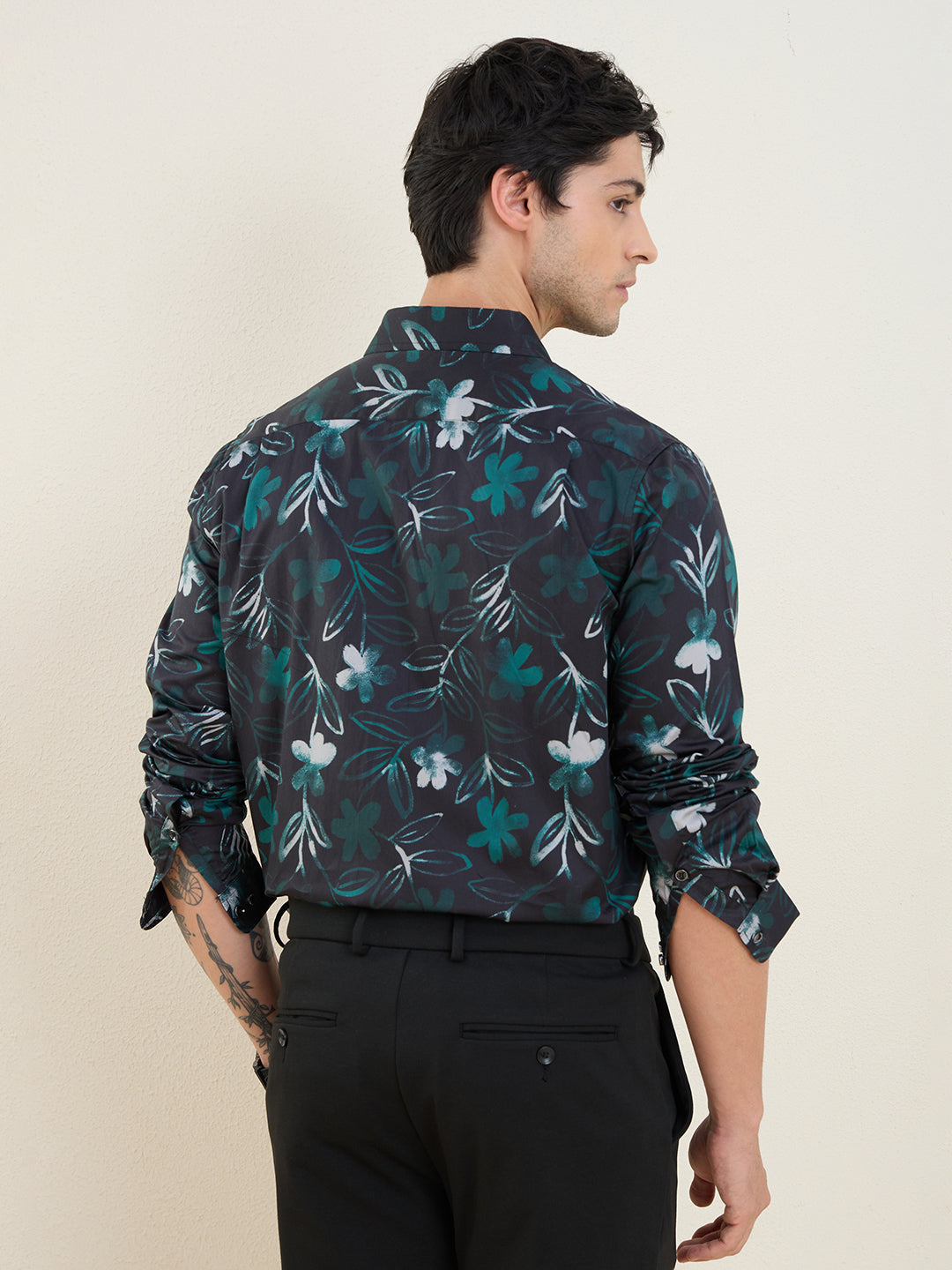 Men's Dark Floral Printed Luxury Giza Cotton Slim Fit Shirt | MARK & ALBERT