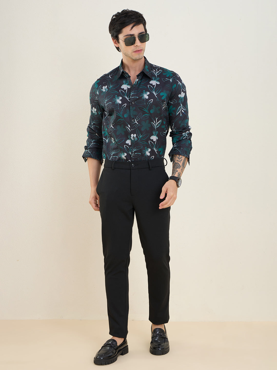 Men's Dark Floral Printed Luxury Giza Cotton Slim Fit Shirt | MARK & ALBERT