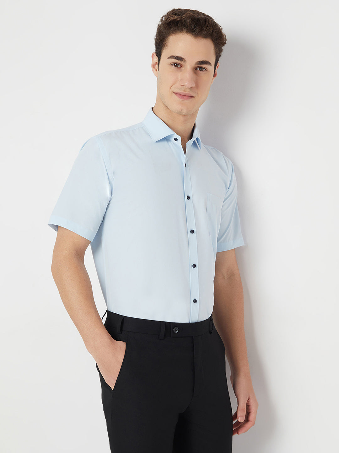 Wrinkle Free Half Sleeve Shirt