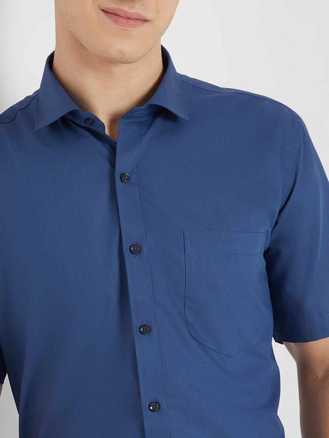 Wrinkle Free Half Sleeve Shirt