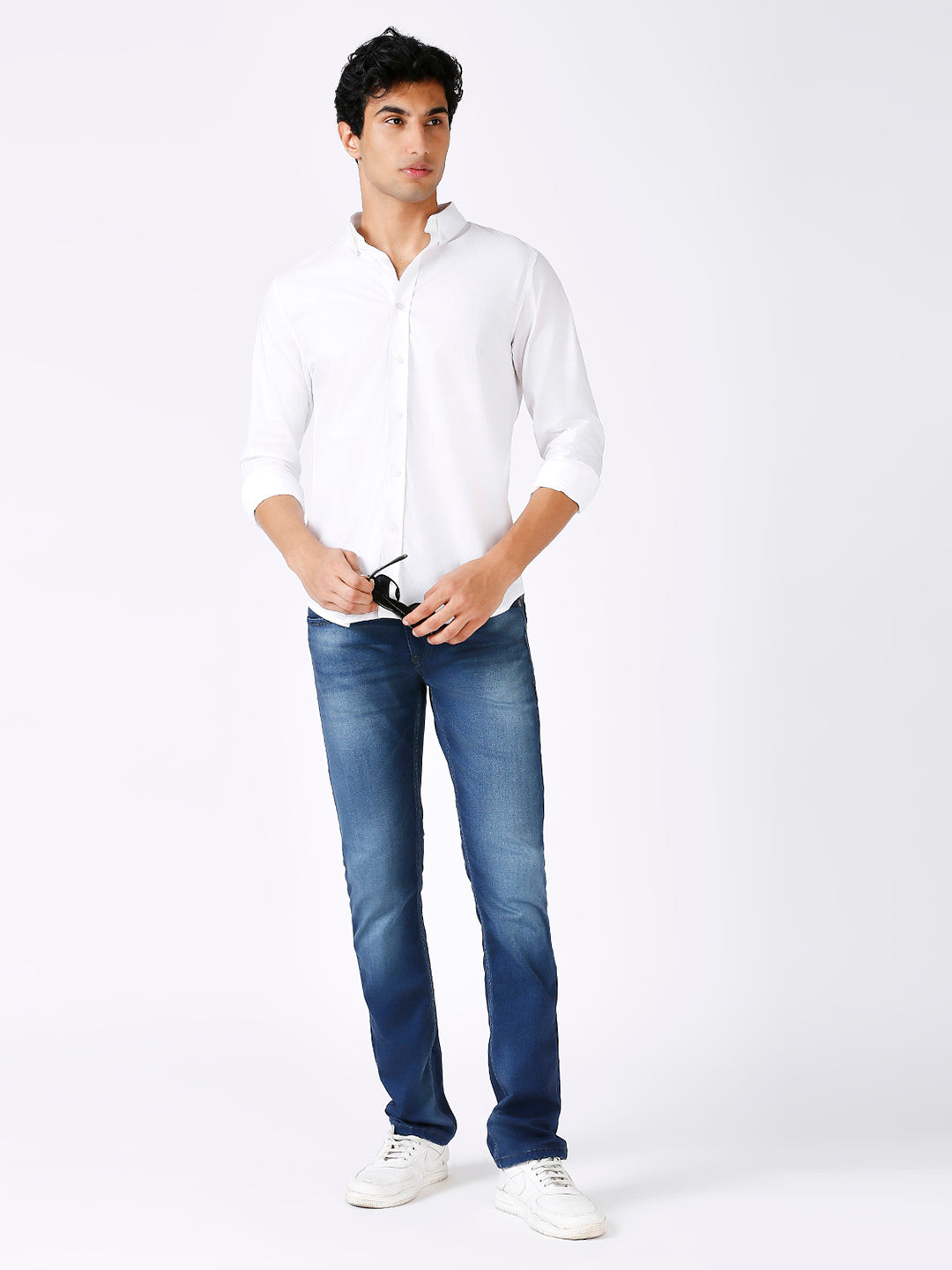 Solid Slim Fit White Casual Shirt