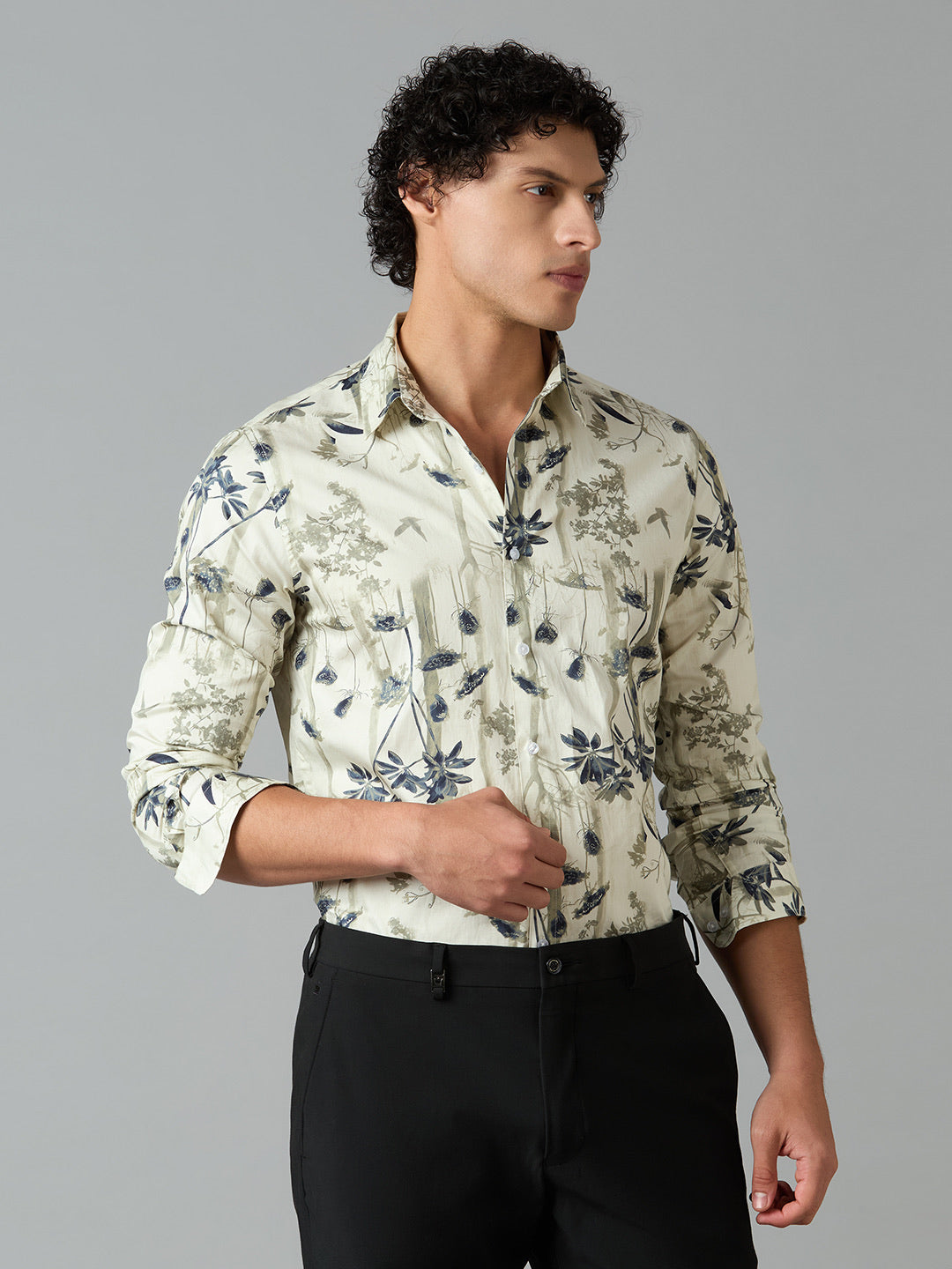 Men's Slim Fit Cream 100% Cotton Floral Printed Shirt | Mark & Albert