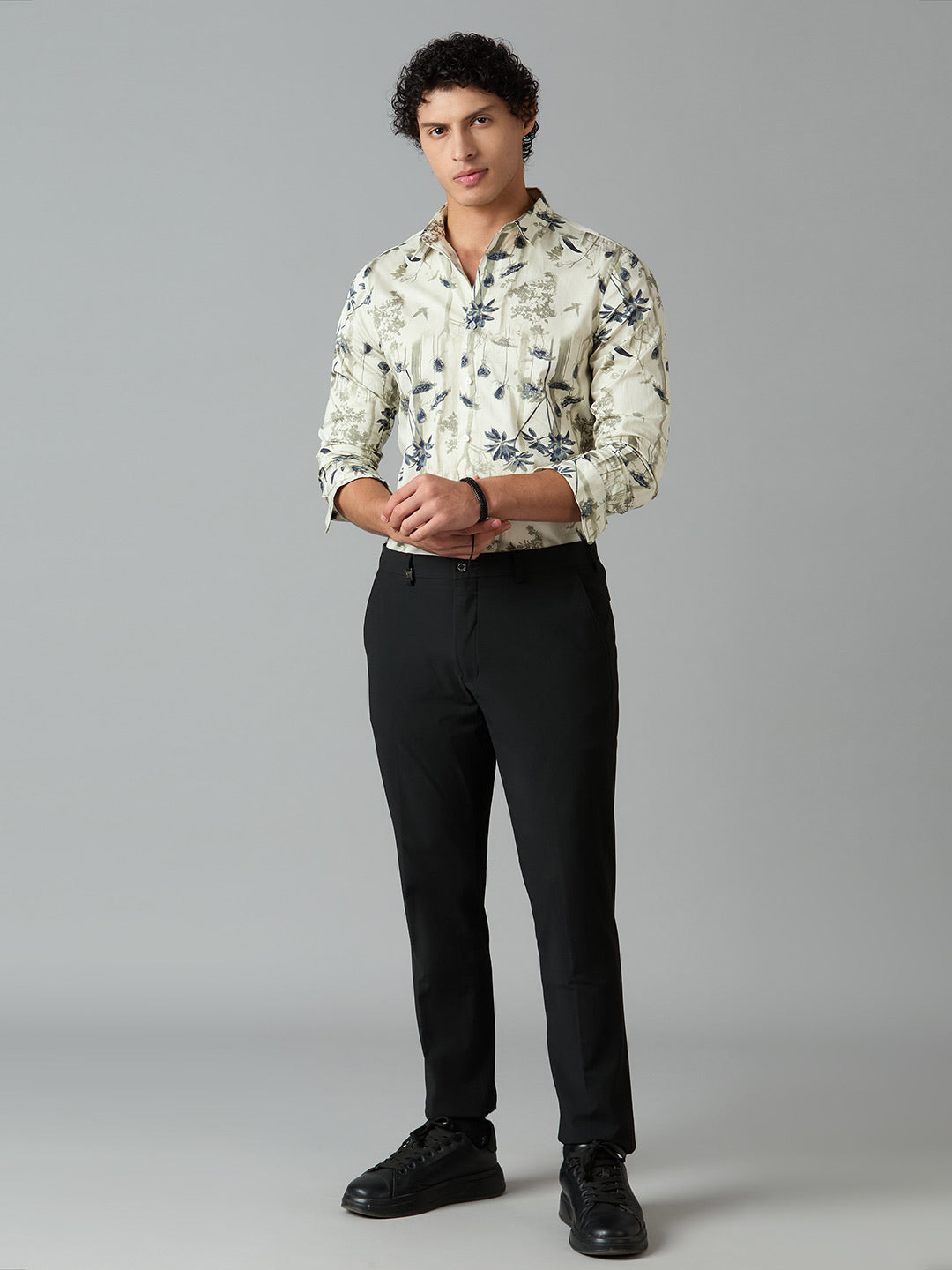 Men's Slim Fit Cream 100% Cotton Floral Printed Shirt | Mark & Albert