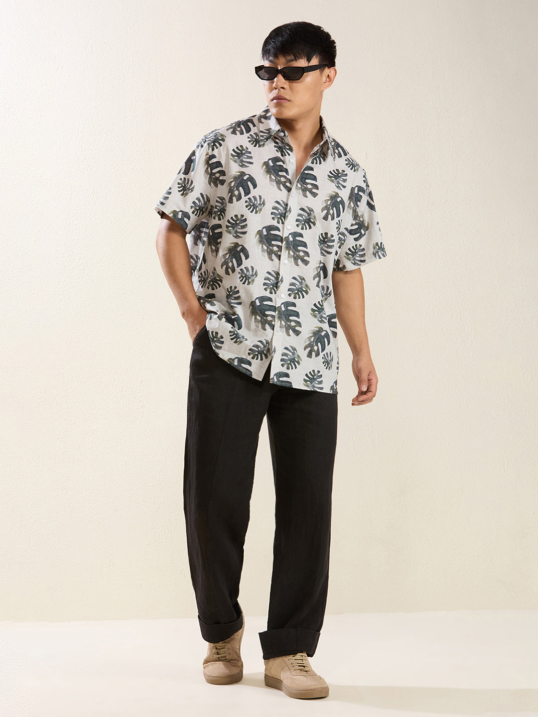 Men’s Relaxed Fit Half Sleeve Leaf Printed Linen Shirt