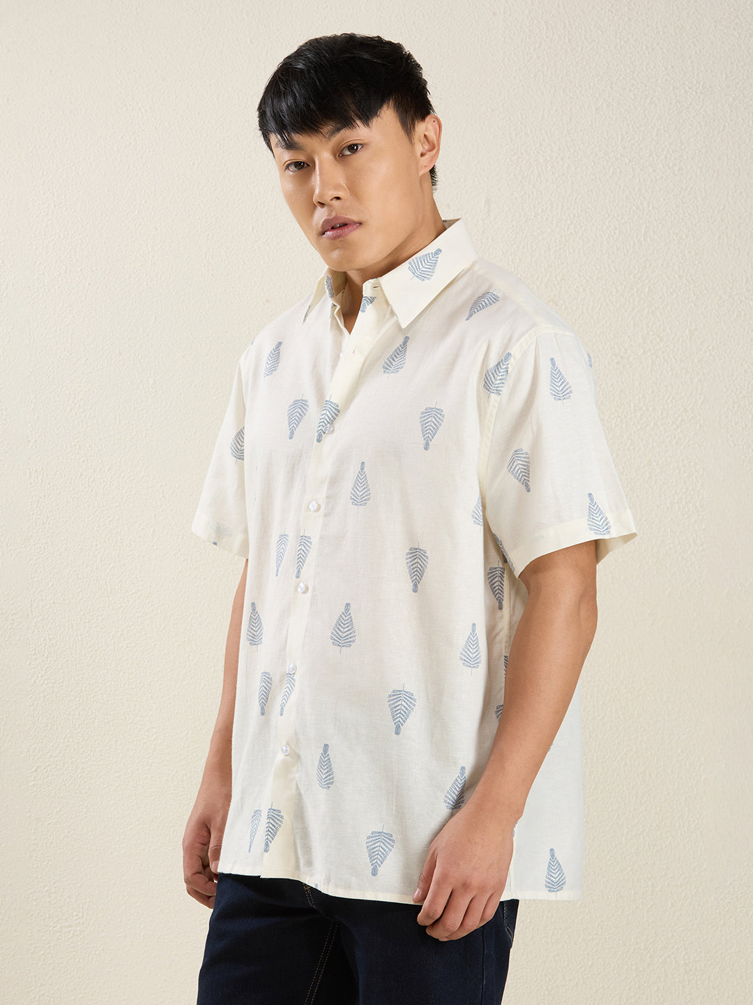 Off-White Blue Leaf Print Pure Linen Half Sleeve Shirt for Men