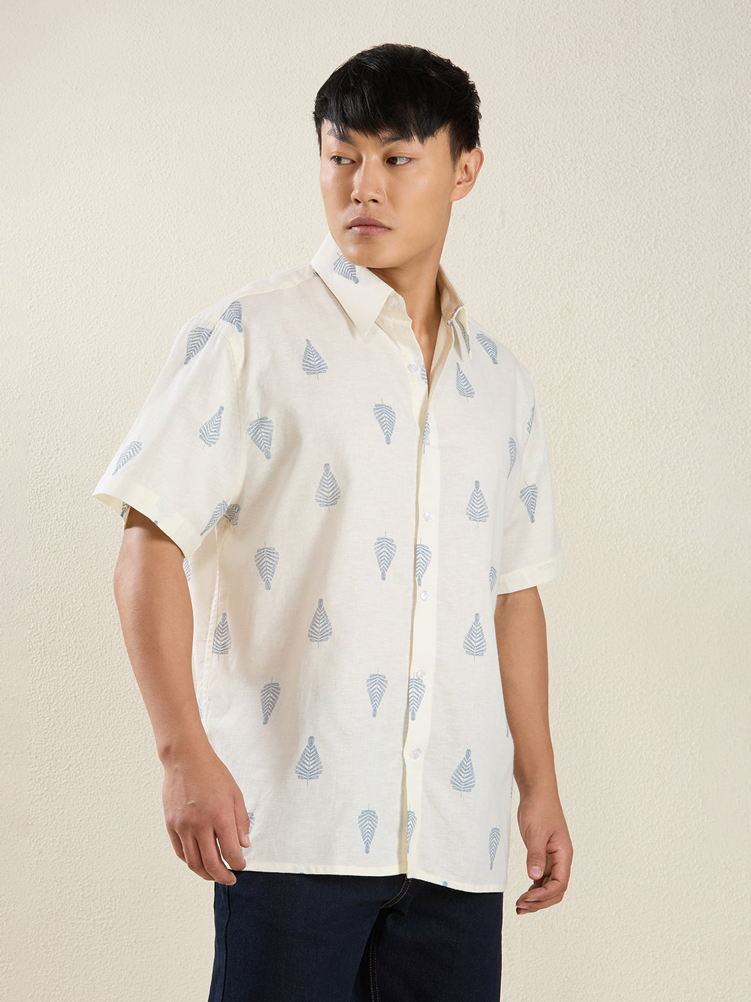 Off-White Blue Leaf Print Pure Linen Half Sleeve Shirt for Men