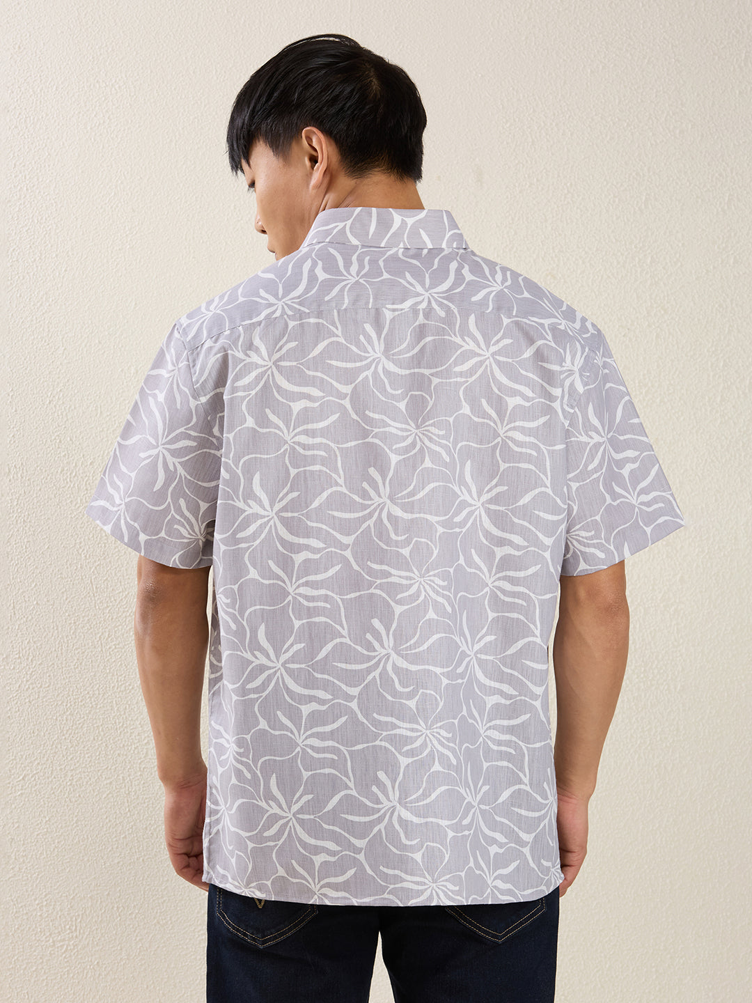 Relaxed Fit Linen Shirt in Grey Floral Print