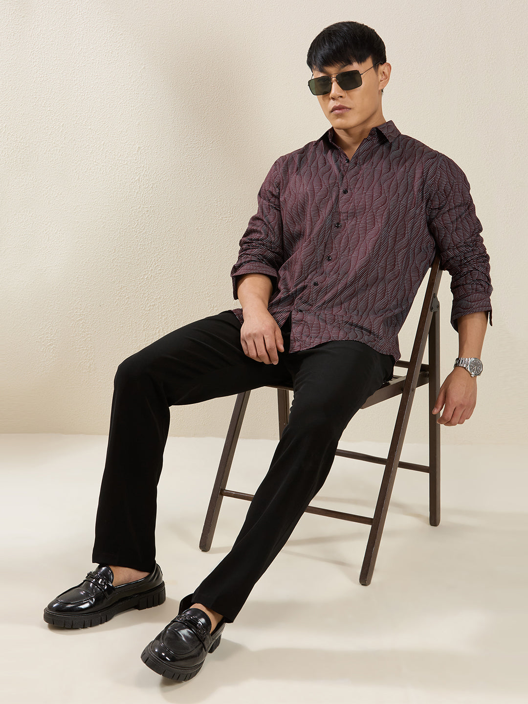 Men's Slim Fit Maroon Wave Print Casual Shirt
