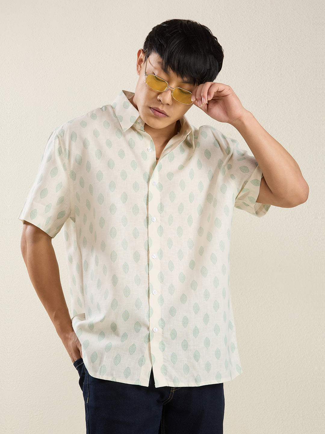 Relaxed Fit Linen Shirt in Cream Leaf Print