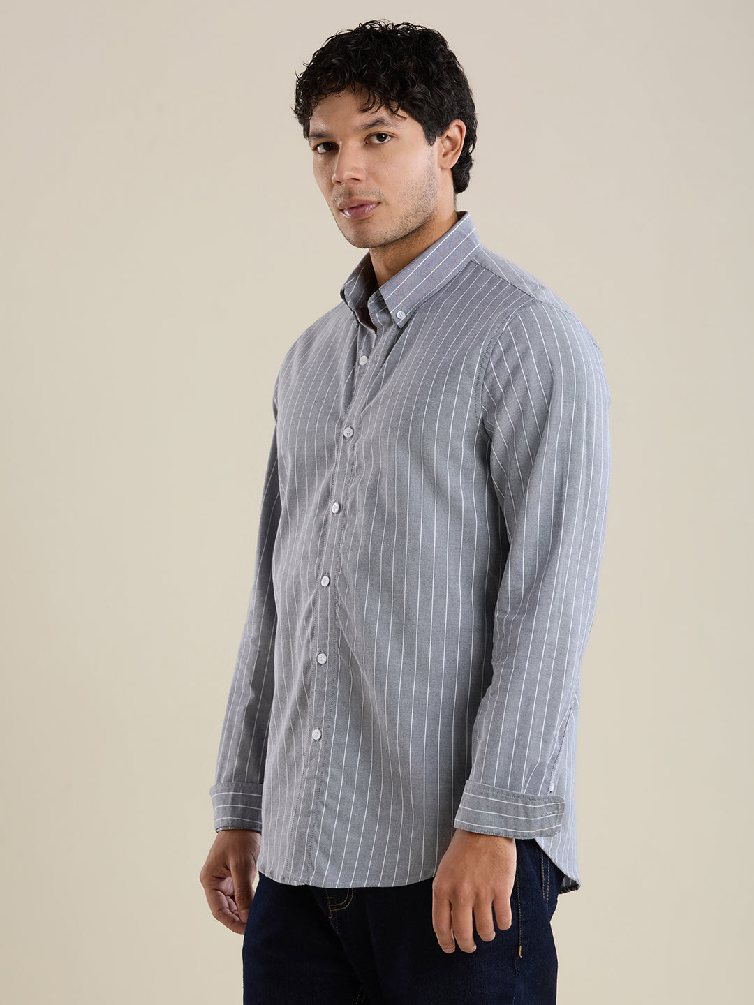 Men's Slim Fit Grey Striped Oxford Cotton Casual Shirt | Mark & Albert