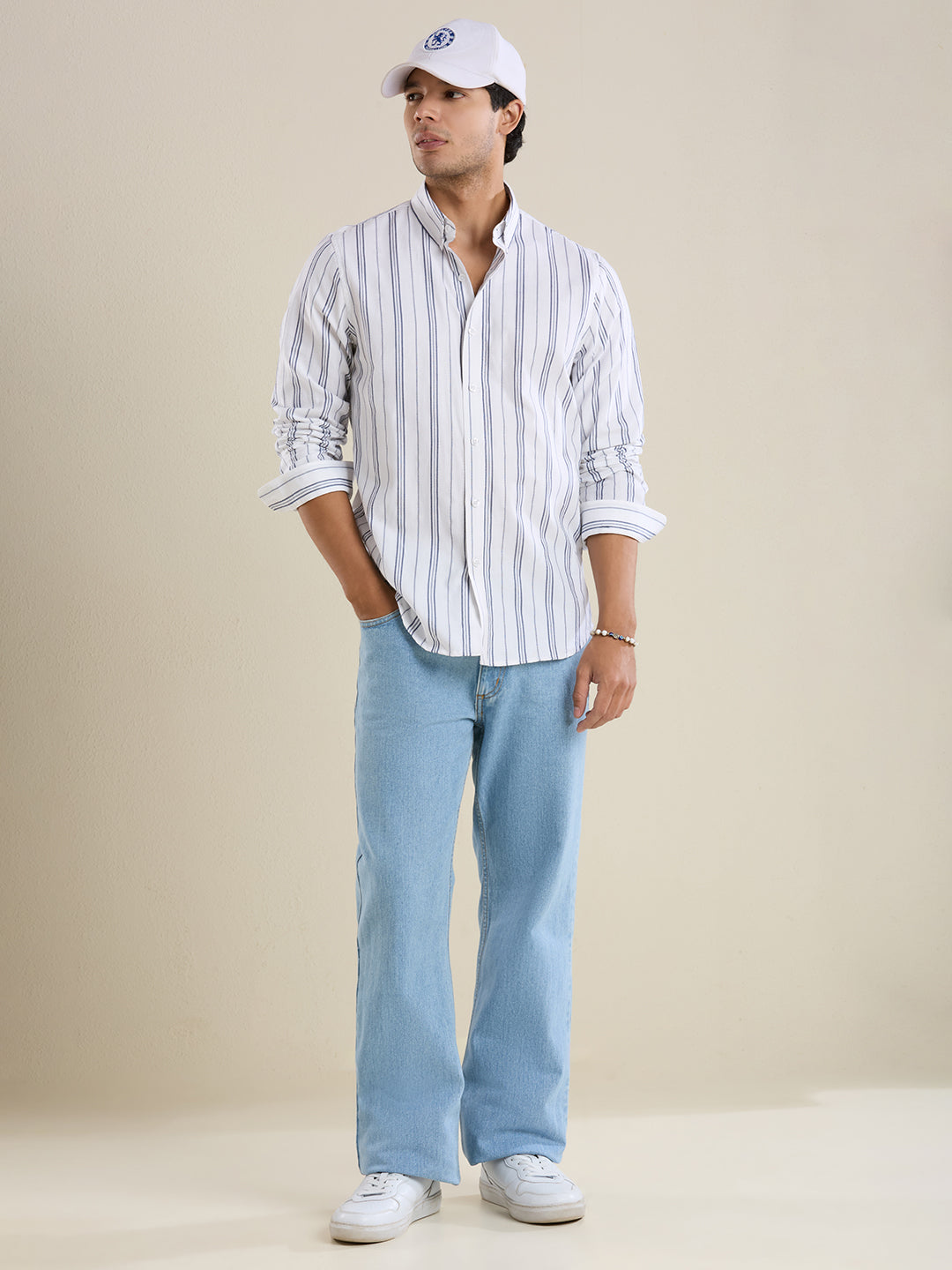 Men's Slim Fit White Striped Oxford Cotton Casual Shirt | Mark & Albert