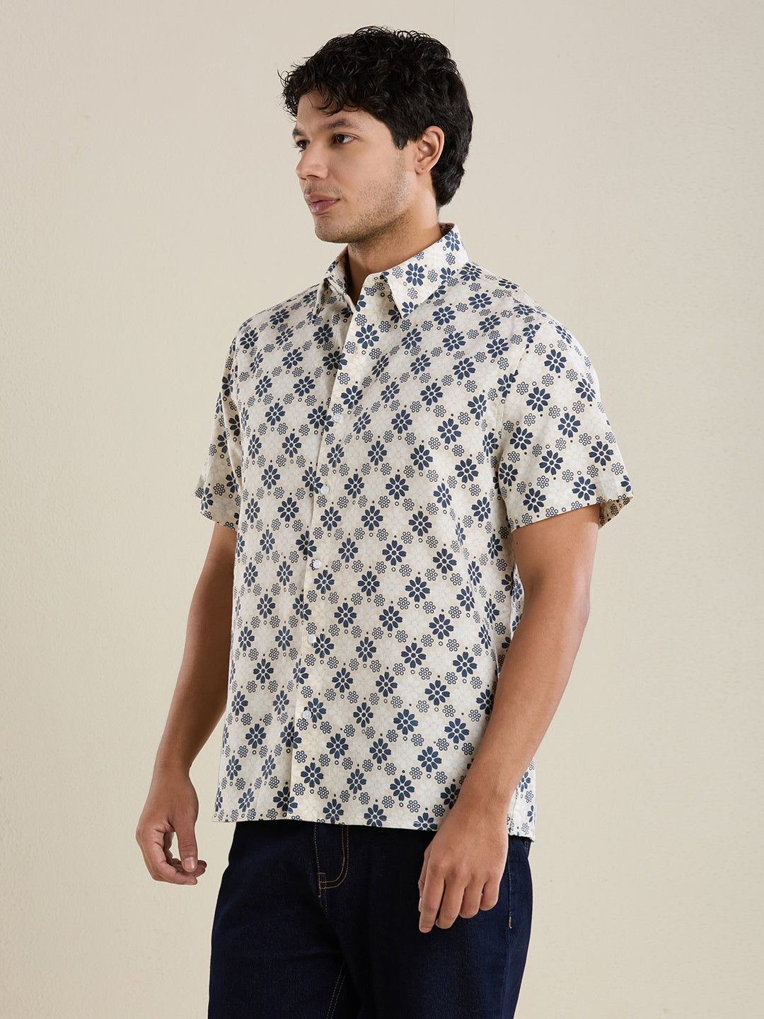 Men's Half-Sleeves Slim Fit Navy Printed Linen Shirt | Mark & Albert