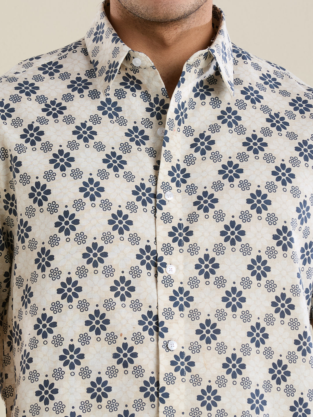 Men's Half-Sleeves Slim Fit Navy Printed Linen Shirt | Mark & Albert