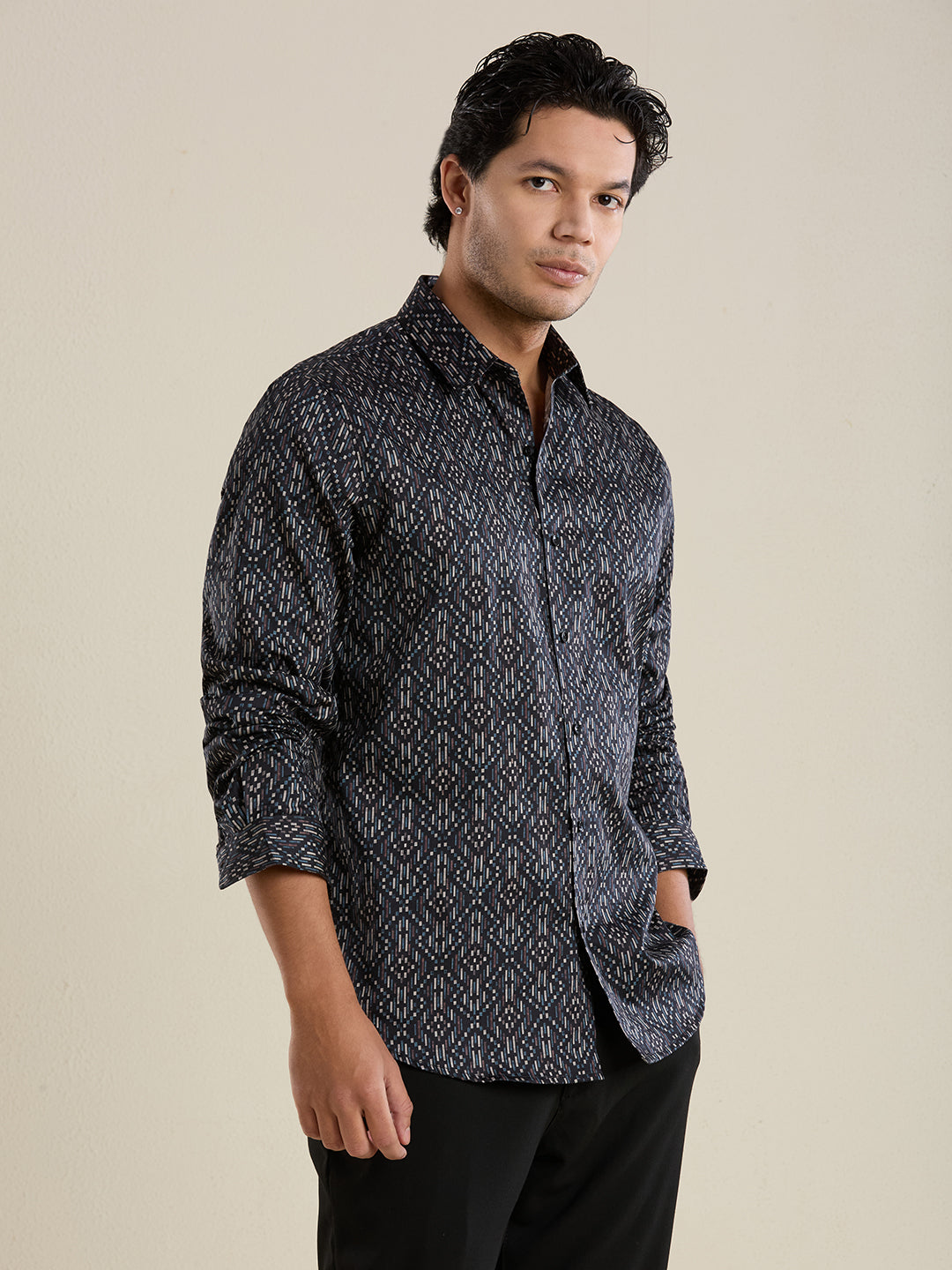 Men's Slim Fit Black Geometric Cotton Shirt