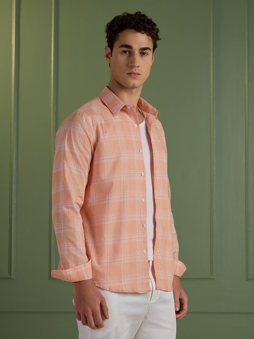 Men's Slim Fit Peach 100% Cotton Checkered Casual Shirt | Mark & Albert