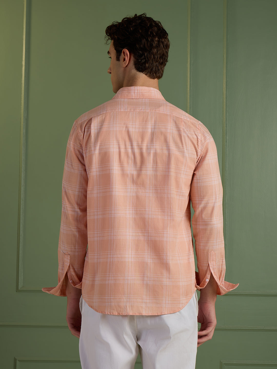 Men's Slim Fit Peach 100% Cotton Checkered Casual Shirt | Mark & Albert