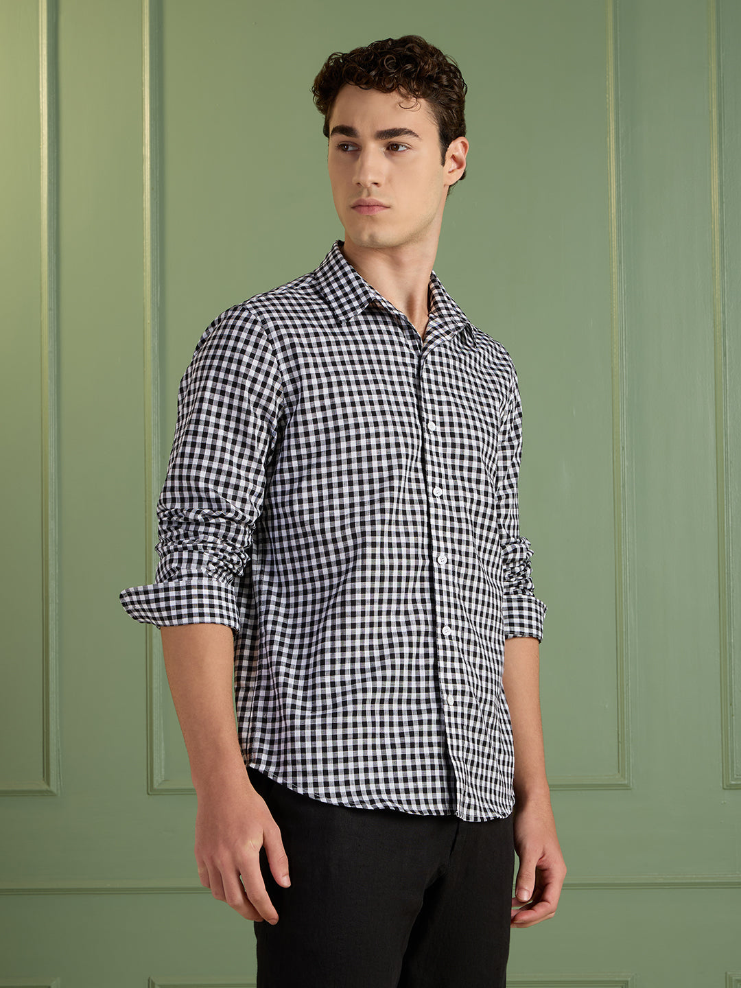 Men's Slim Fit Black Checks 100% Cotton Casual Shirt | Mark & Albert