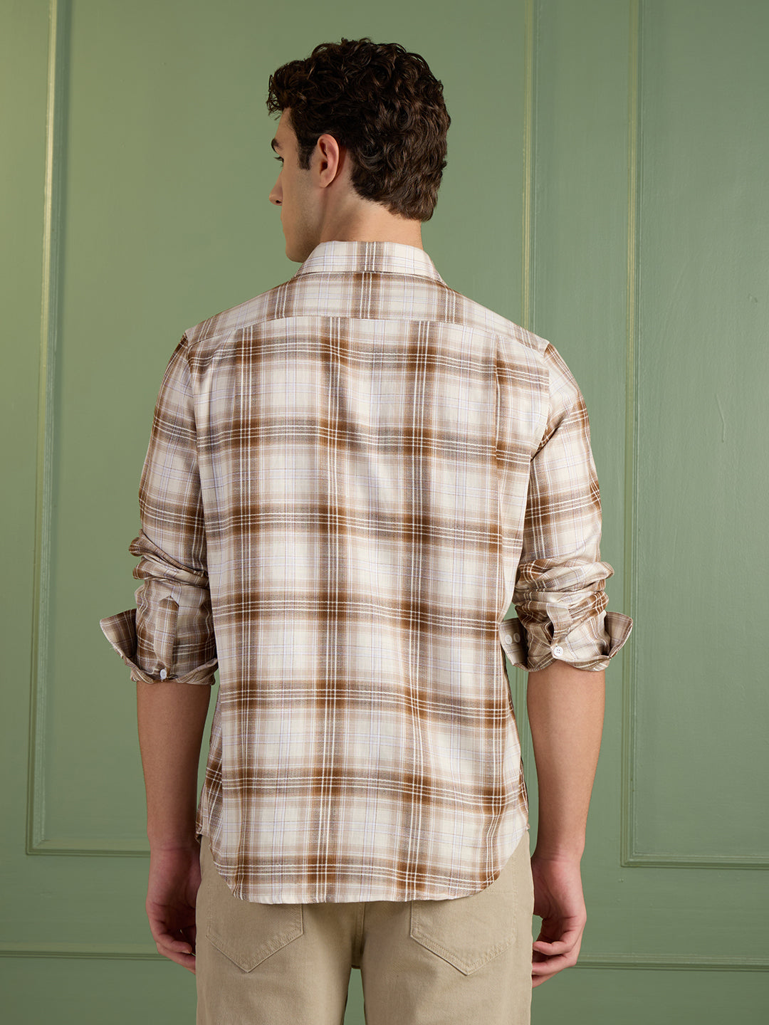 Men's Slim Fit Beige Checks 100% Cotton Casual Shirt | Mark & Albert