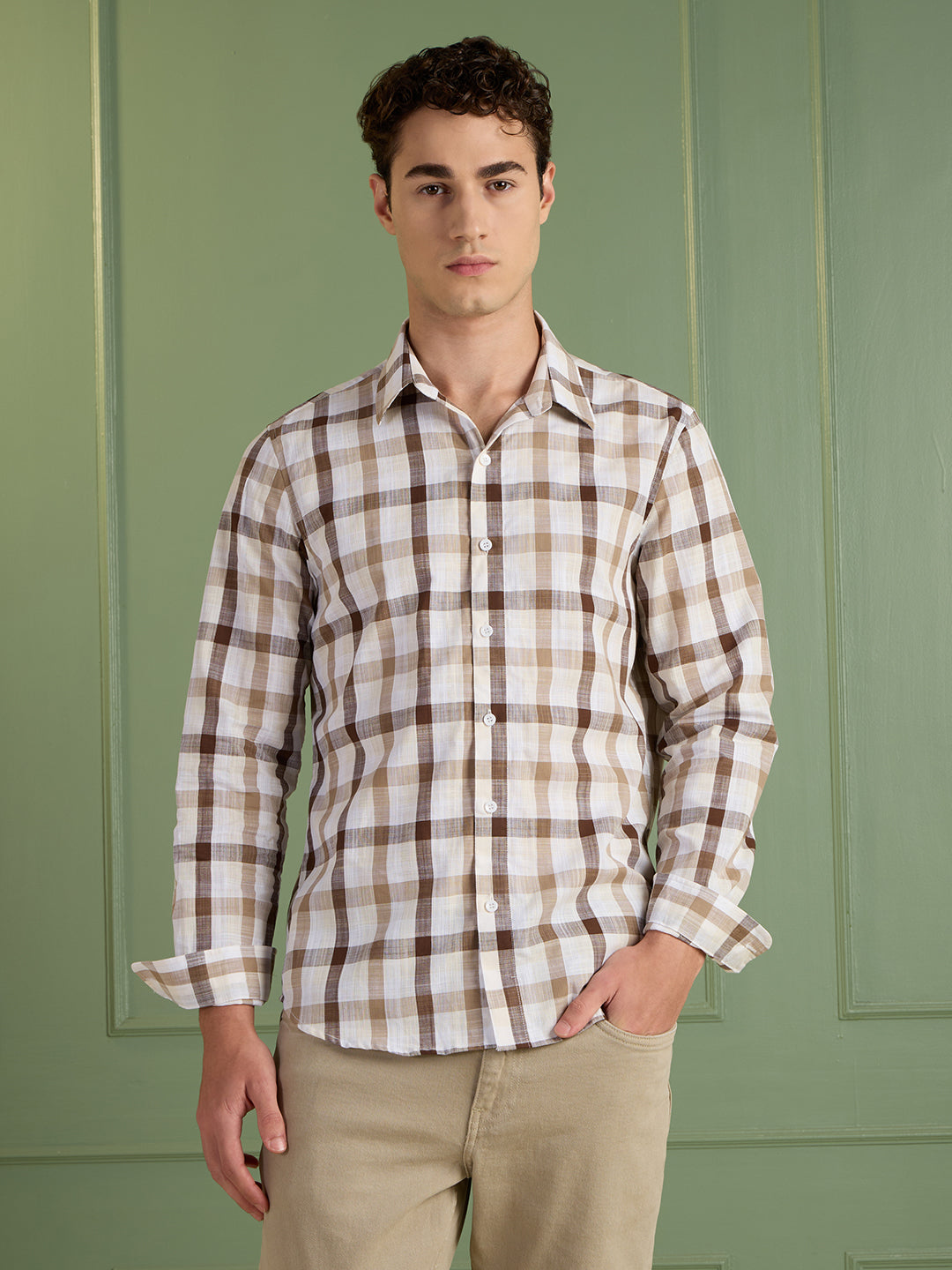 Men's Slim Fit Beige Checks 100% Cotton Casual Shirt | Mark & Albert