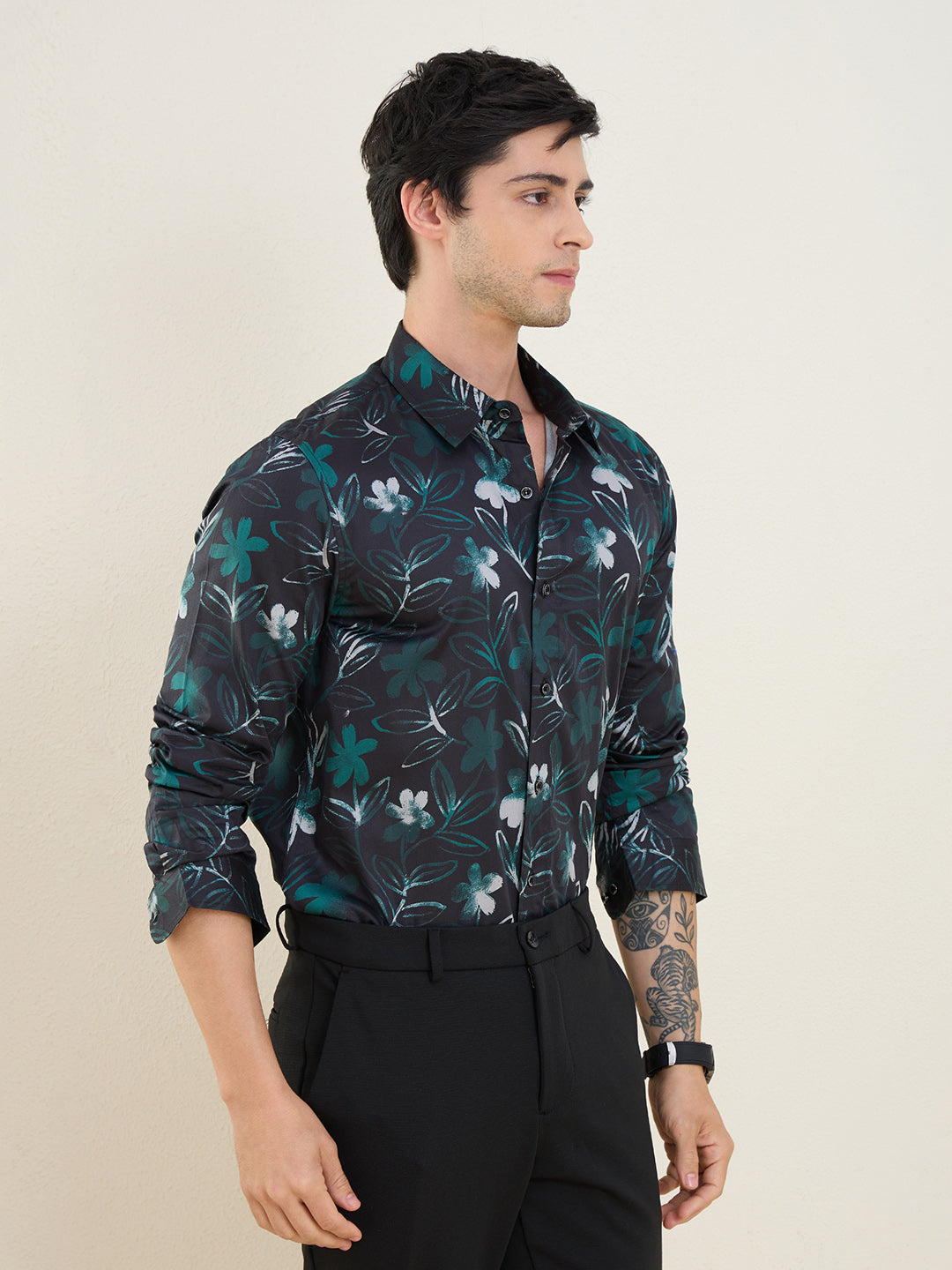 Men's Dark Floral Printed Luxury Giza Cotton Slim Fit Shirt | MARK & ALBERT